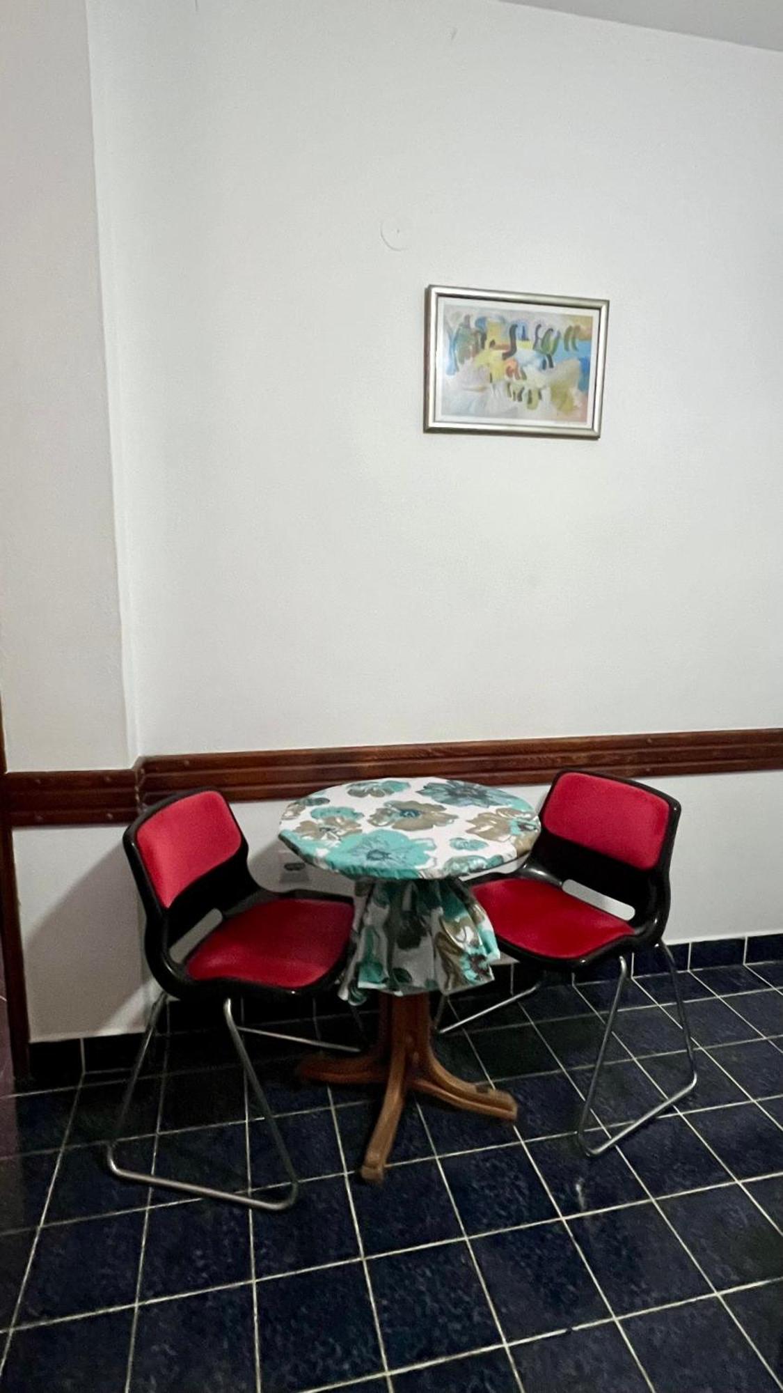 Apartments Holiday บุดวา ภายนอก รูปภาพ