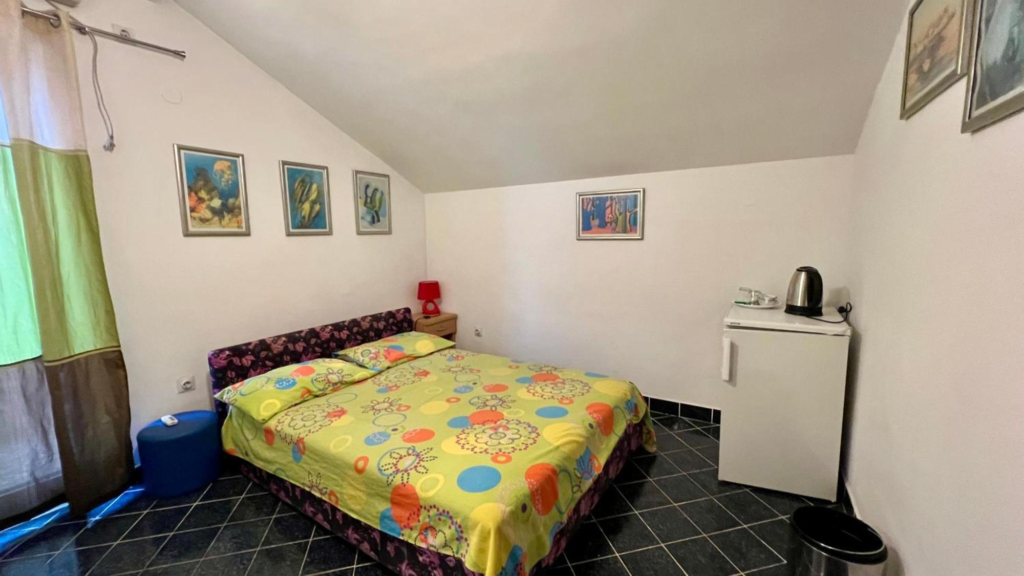 Apartments Holiday บุดวา ภายนอก รูปภาพ