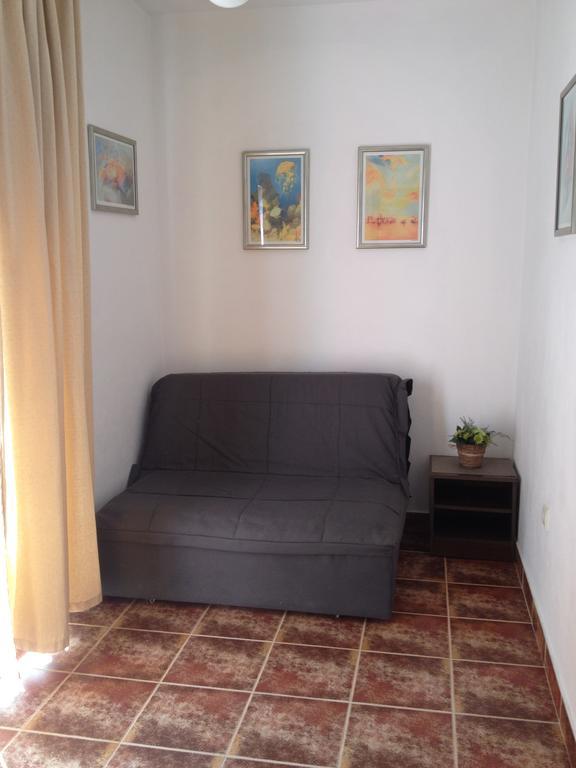 Apartments Holiday บุดวา ภายนอก รูปภาพ